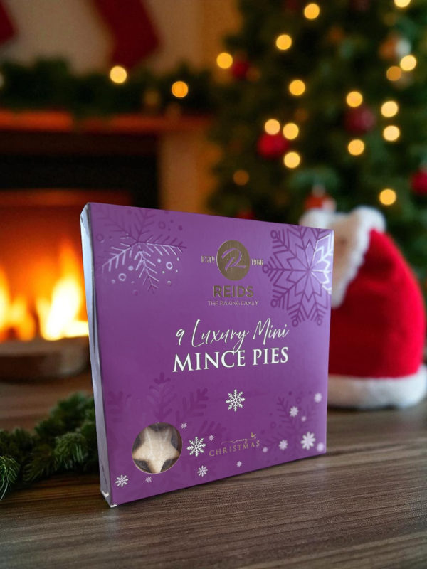 Luxury Mini Mince Pies - 9 Pack - Image 2